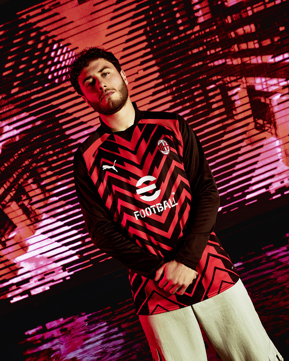 AC Milan julkisti pelipaidat uudelle kaudelle